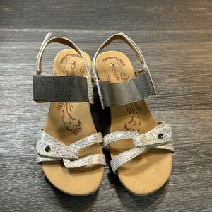 Revere leather sandals woman’s size 42 (d41)